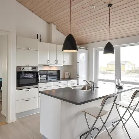 Four-bedroom Holiday In Harboore